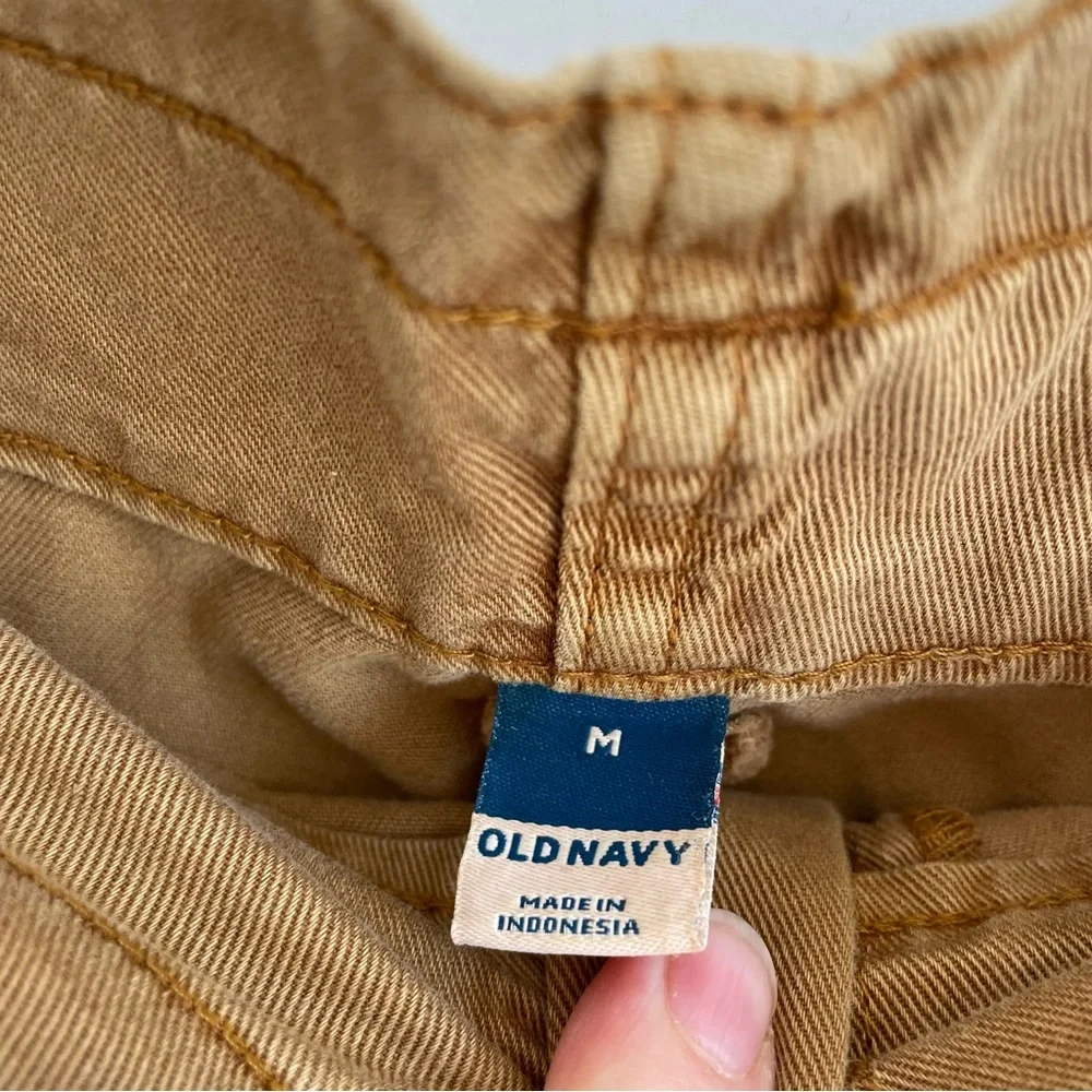 Old Navy High Waisted Twill Shorts - Picture 7 of 8